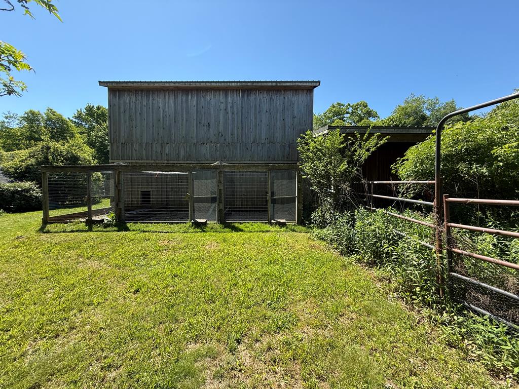 1226 Mercer Road Franklin, PA 16323 - Photo 14 of 68