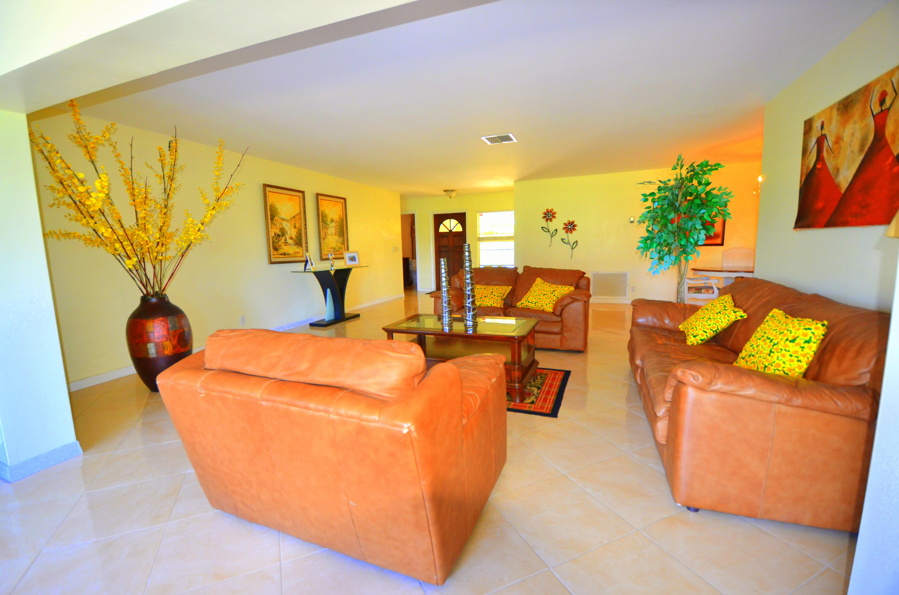 9351 Southwest 16th Street Boca Raton, FL 33428 - Photo 8 of 33 Family Room