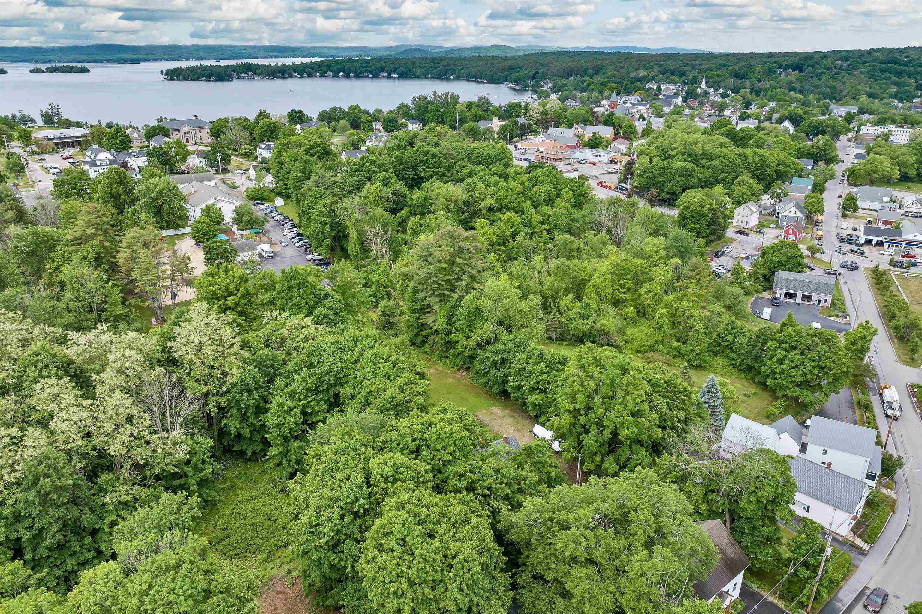 29 Pine Street Wolfeboro, NH 03894 - Photo 15 of 23