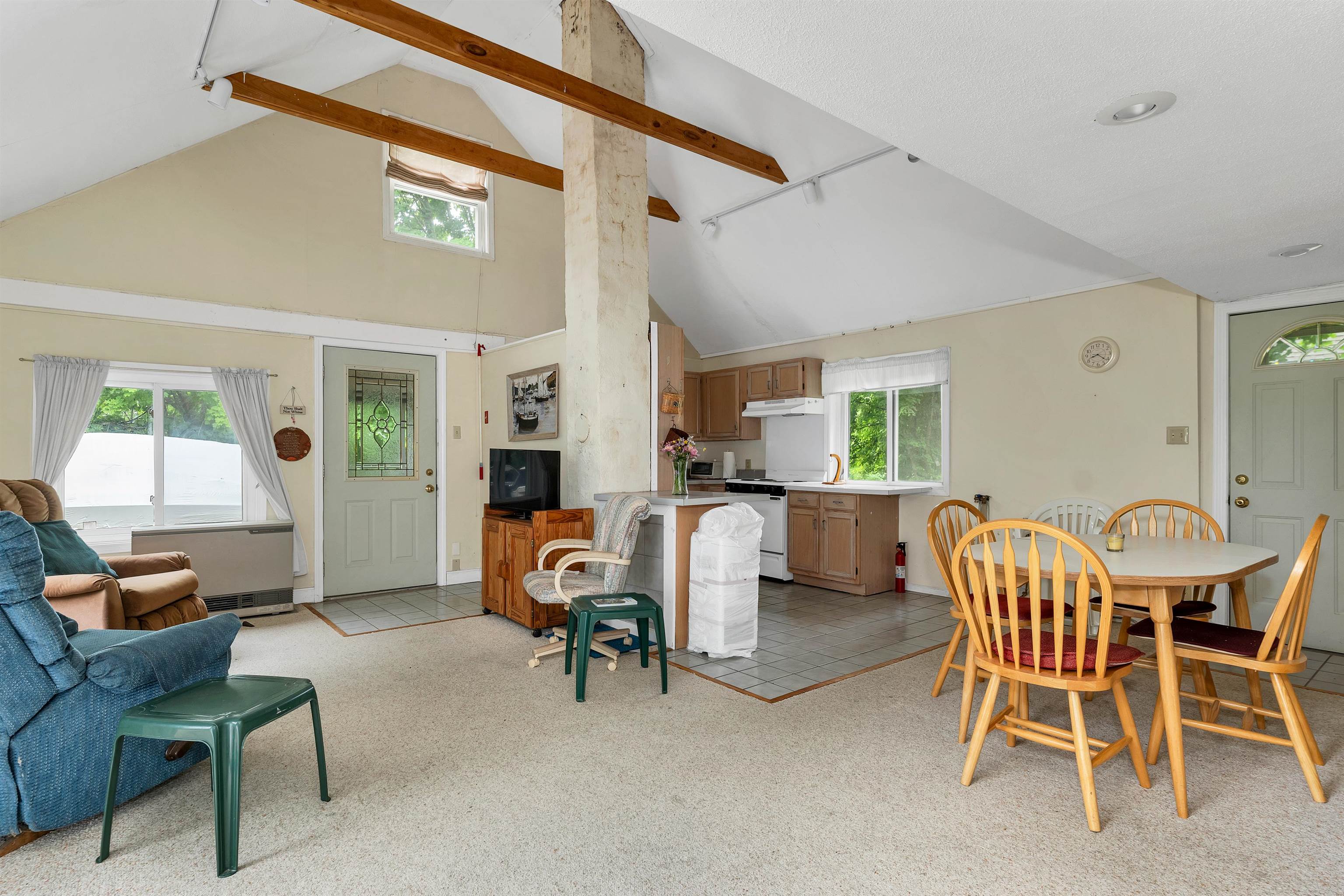 29 Pine Street Wolfeboro, NH 03894 - Photo 21 of 23