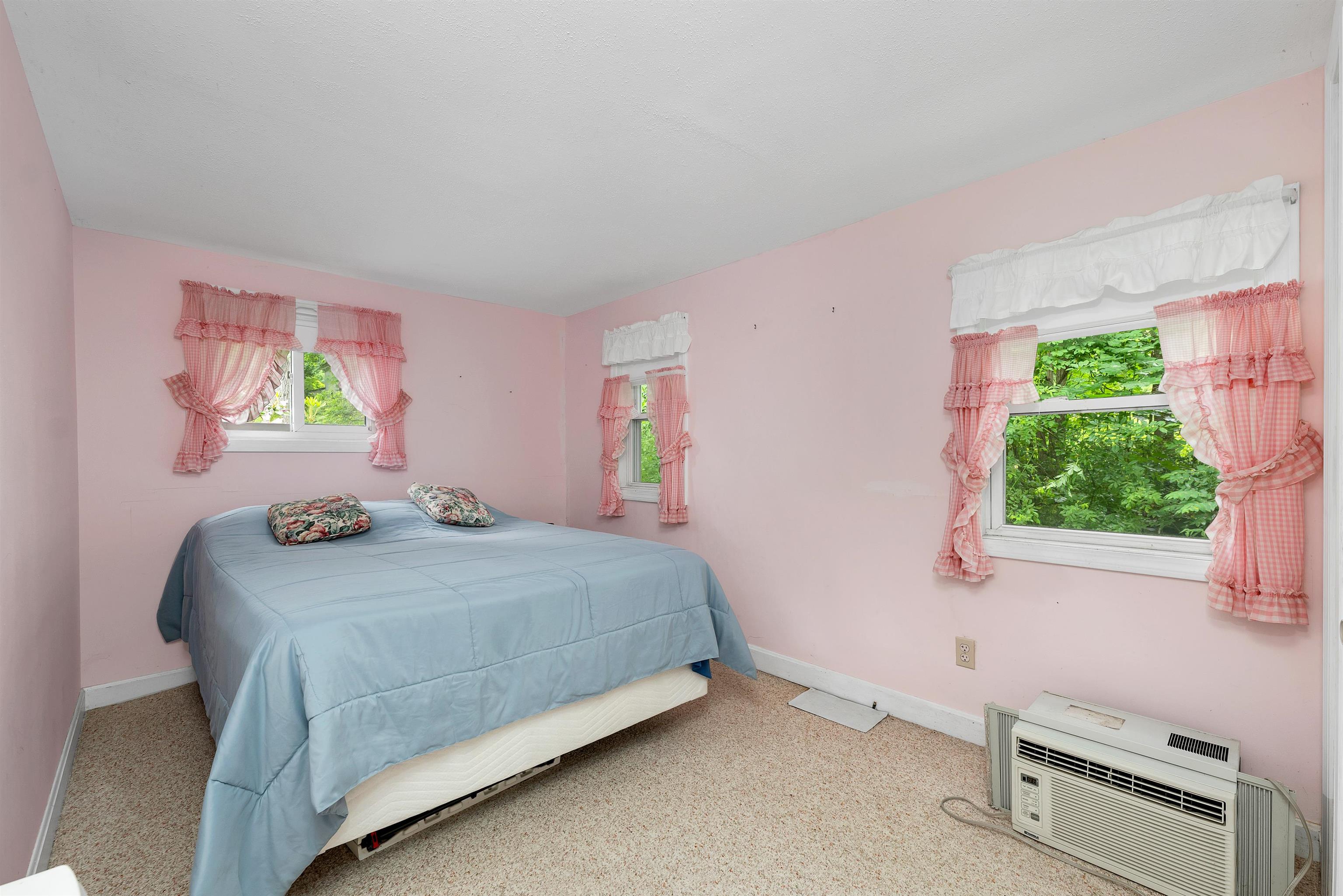 29 Pine Street Wolfeboro, NH 03894 - Photo 9 of 23