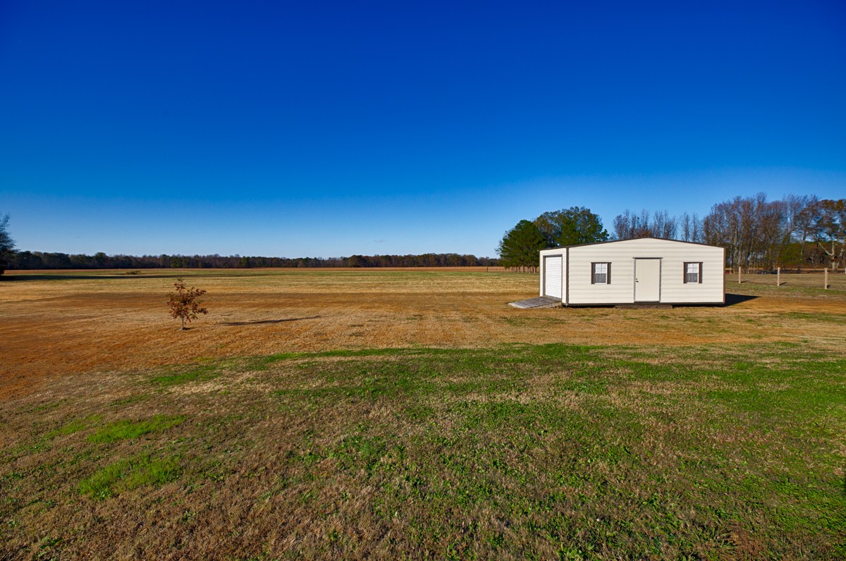 27423 Thach Road Athens, AL 35613 - Photo 10 of 15 a view of a street with an ocean view