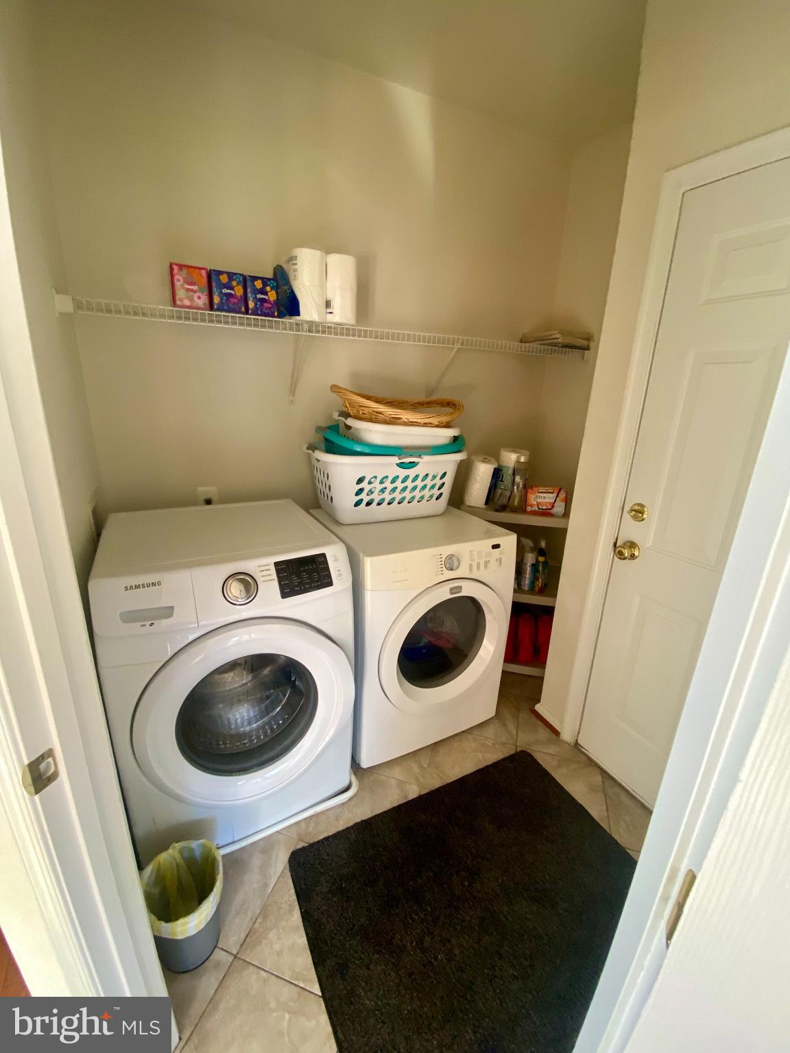 108 Davidson Street Stafford, VA 22554 - Photo 13 of 32 a utility room with dryer and washer