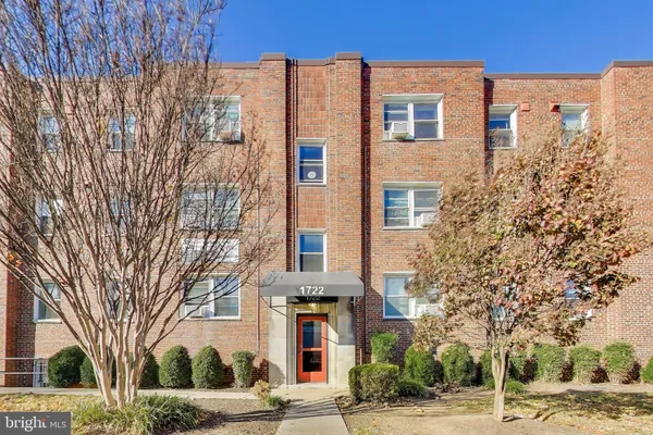 $1,775 | 1722 North Quinn Street, Unit 303, Arlington, VA 22209