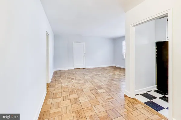 $1,775 | 1722 North Quinn Street, Unit 303, Arlington, VA 22209