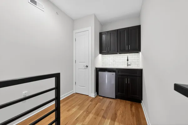 $3,200 | 1923 South 6th Street, Philadelphia, PA 19148