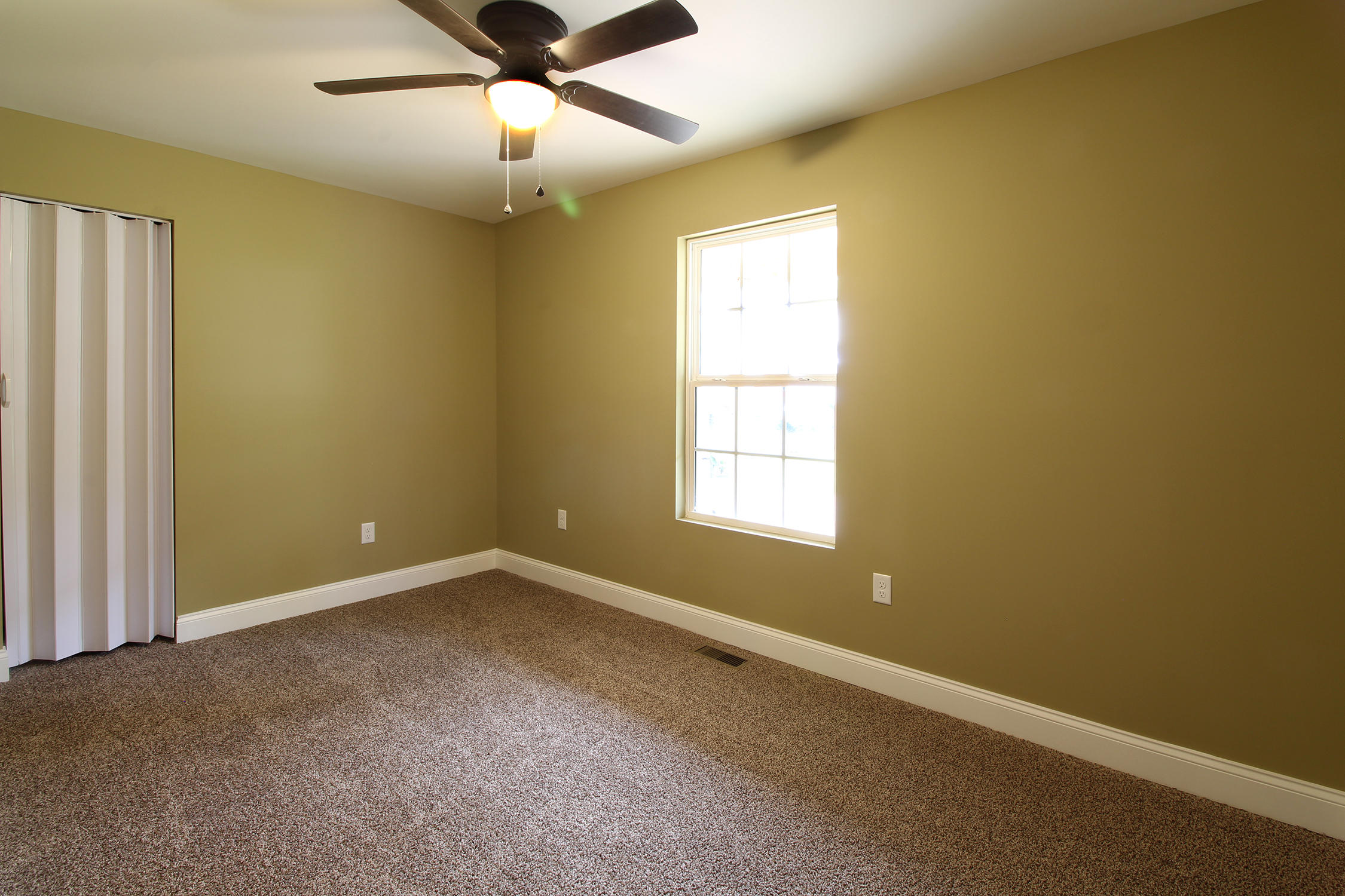 147 Hamilton Circle Oak Ridge, TN 37830 - Photo 19 of 27 IMG_1064