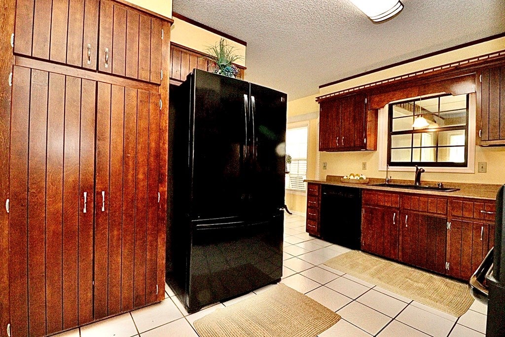 1690 Ridgecrest Street Valdosta, GA 31601 - Photo 22 of 65 Gallery Image 22