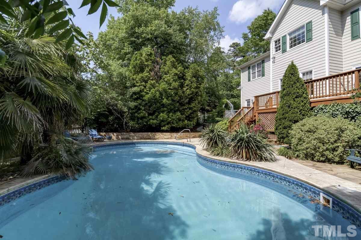 7913 Mayapple Place Raleigh, NC 27613 - Photo 19 of 20 a view of a garden with plants