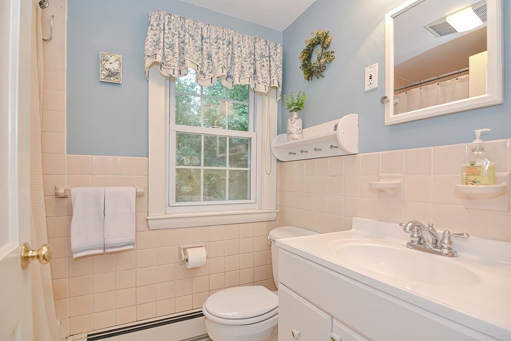 9 Oneida Road Acton, MA 01720 - Photo 27 of 34 Gallery Image 27