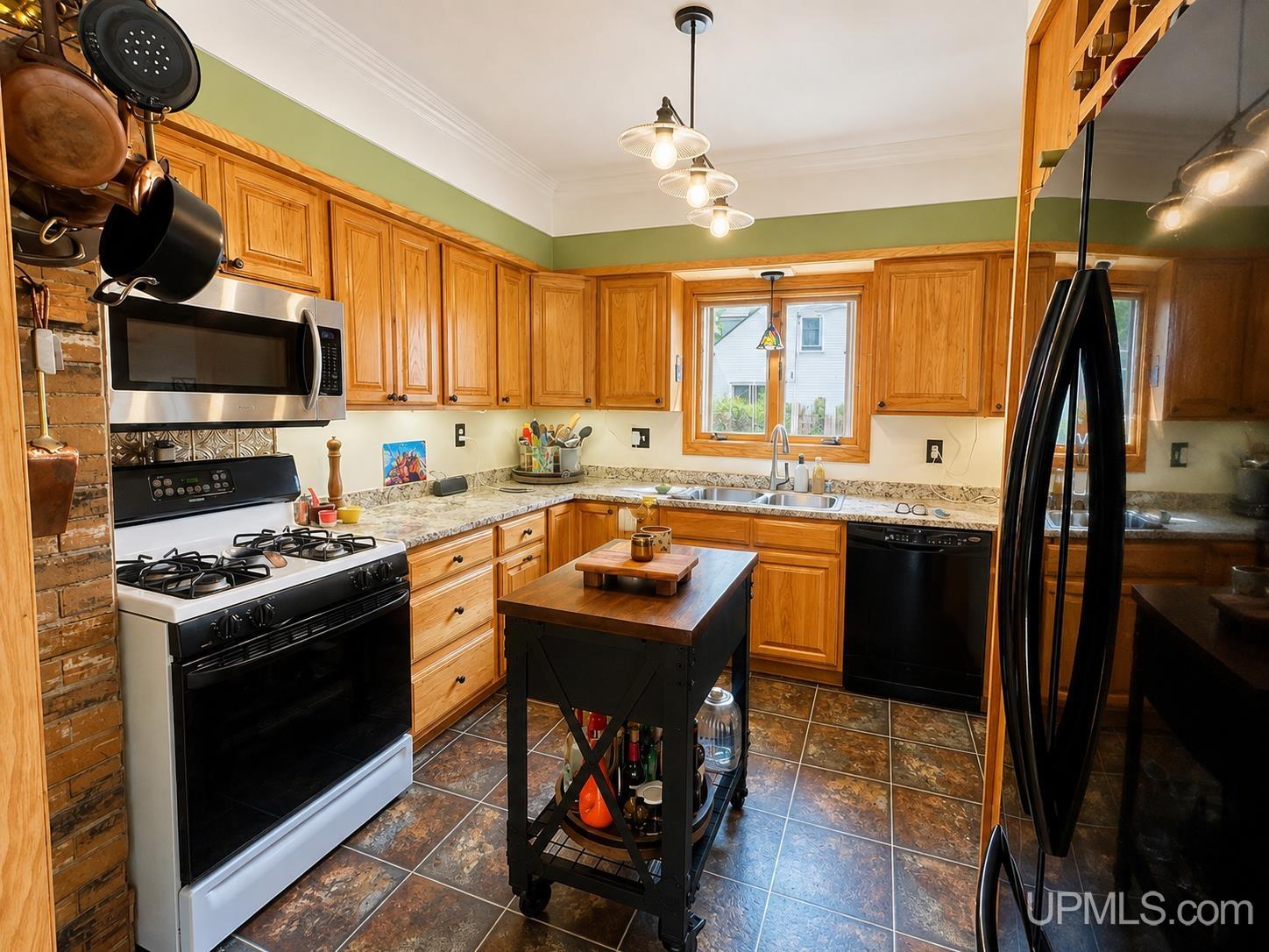 828 Michigan Street Ishpeming, MI 49849 - Photo 12 of 49 Gallery Image 12