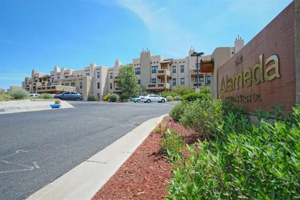 $425,000 | 1405 Vegas Verdes Drive, Unit 249, Santa Fe, NM 87507