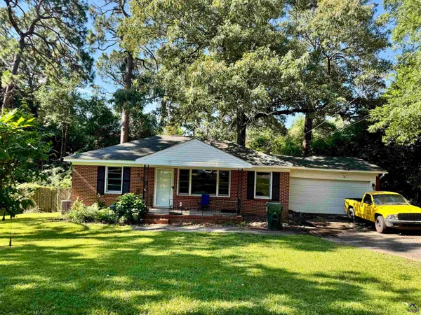 $161,900 | 105 Lynn Avenue, Warner Robins, GA 31088