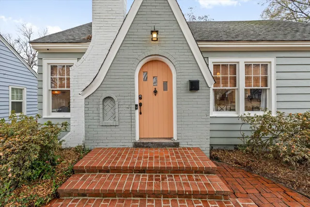 $319,999 | 735 Hawthorne Street, Memphis, TN 38107