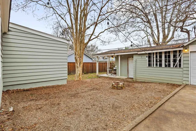 $319,999 | 735 Hawthorne Street, Memphis, TN 38107