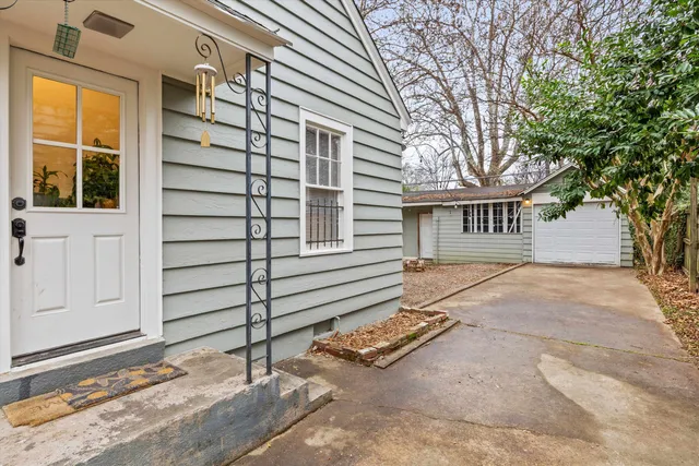 $319,999 | 735 Hawthorne Street, Memphis, TN 38107