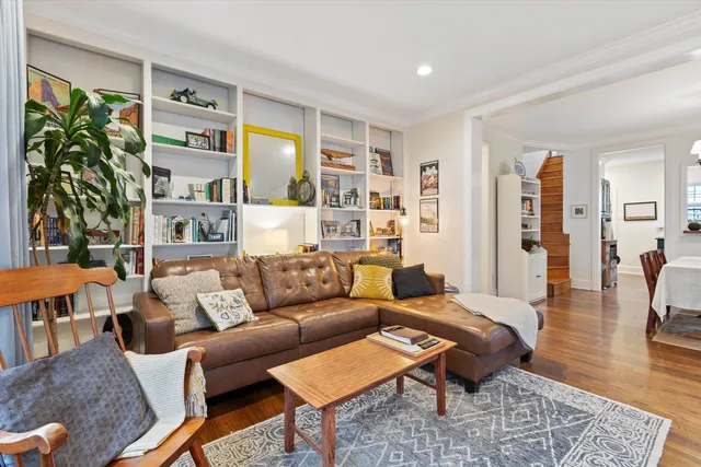 $319,999 | 735 Hawthorne Street, Memphis, TN 38107