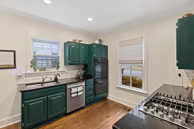 $319,999 | 735 Hawthorne Street, Memphis, TN 38107