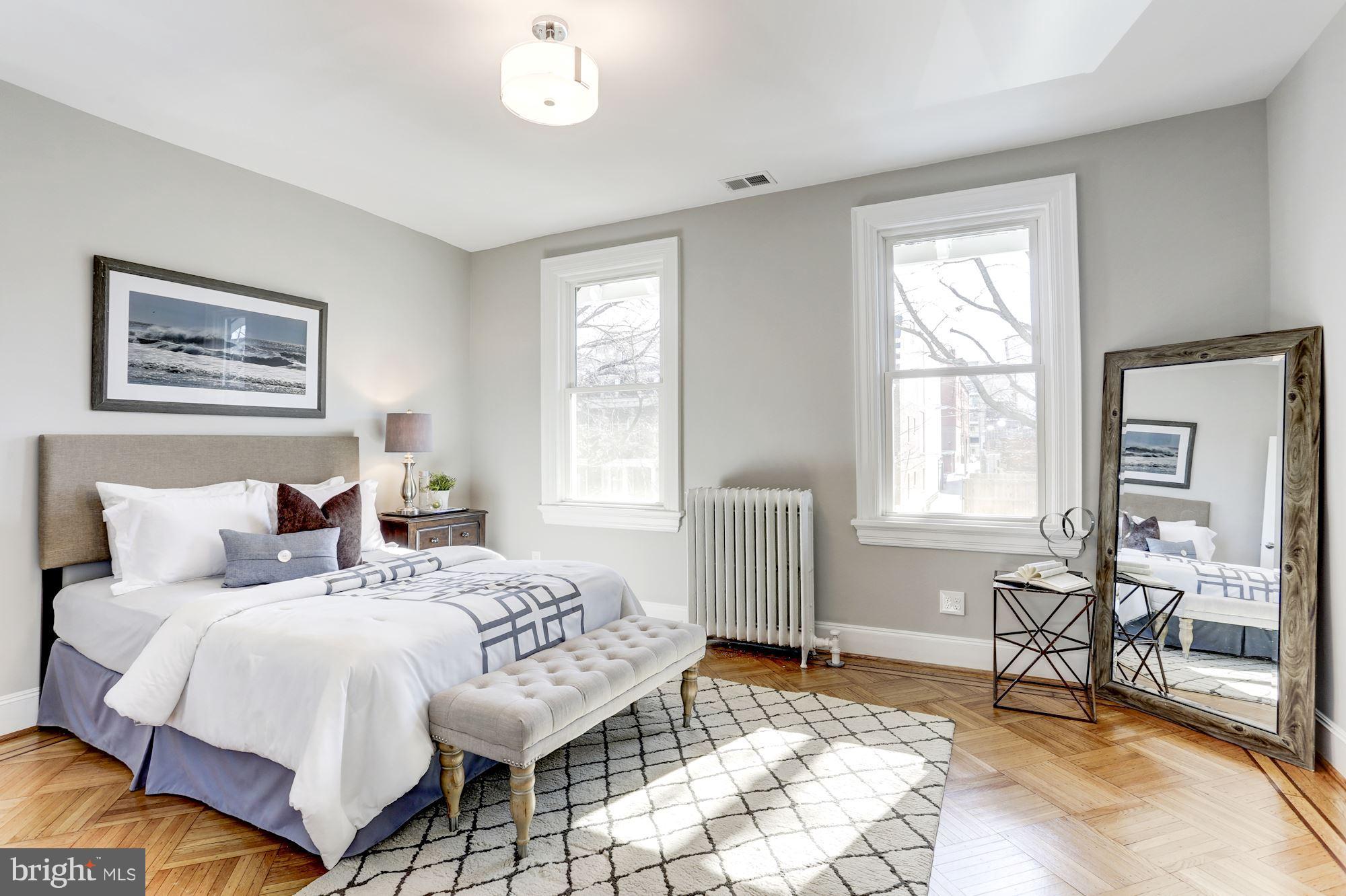 1735 Lanier Place Northwest Washington, DC 20009 - Photo 11 of 27 Bath (Master)