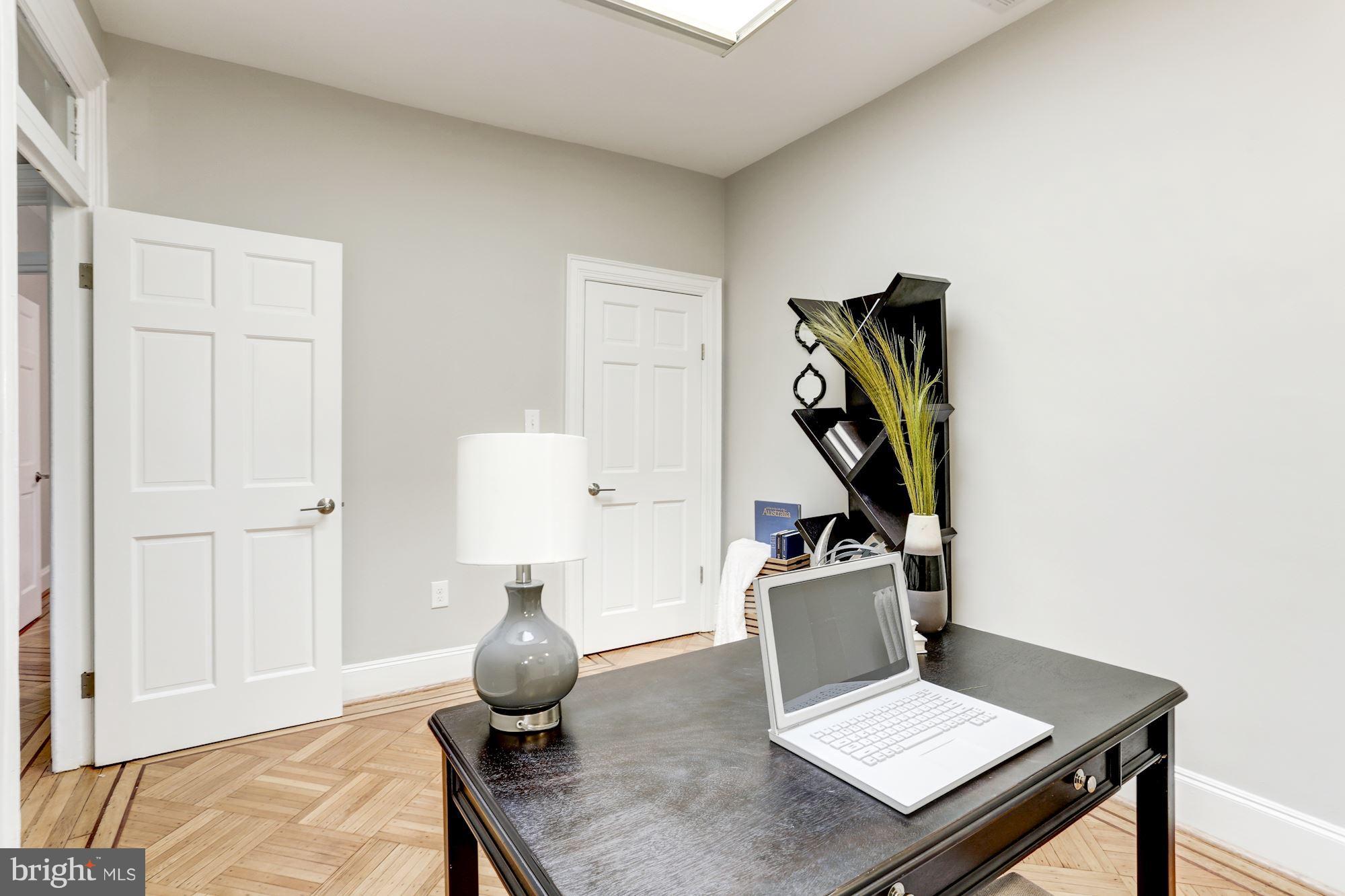 1735 Lanier Place Northwest Washington, DC 20009 - Photo 16 of 27 Bedroom