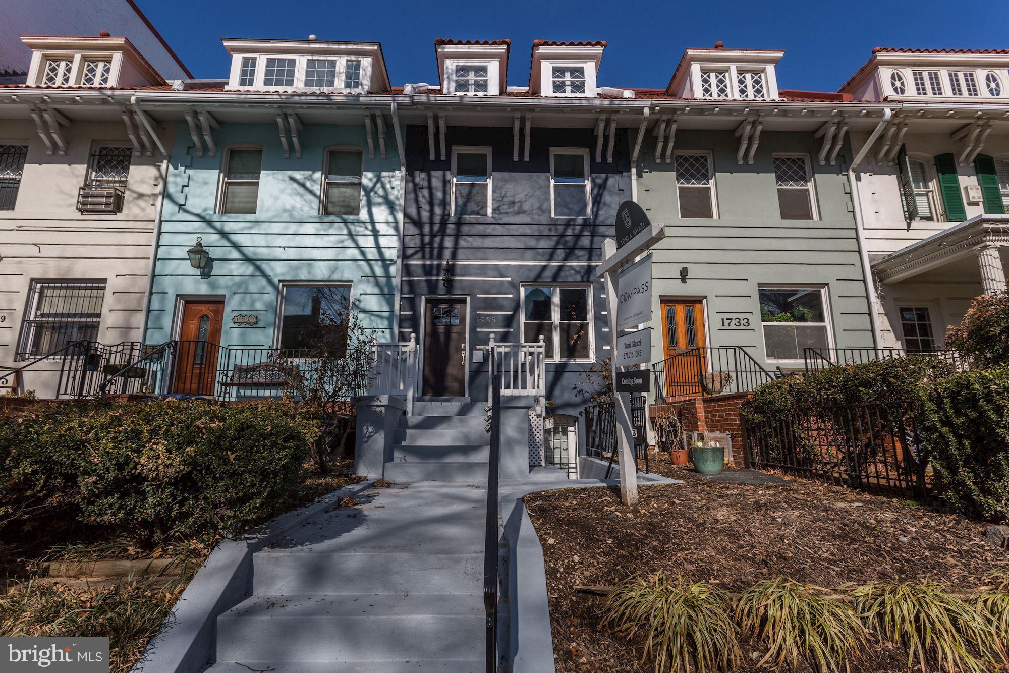 1735 Lanier Place Northwest Washington, DC 20009 - Photo 3 of 27 Exterior (Front)