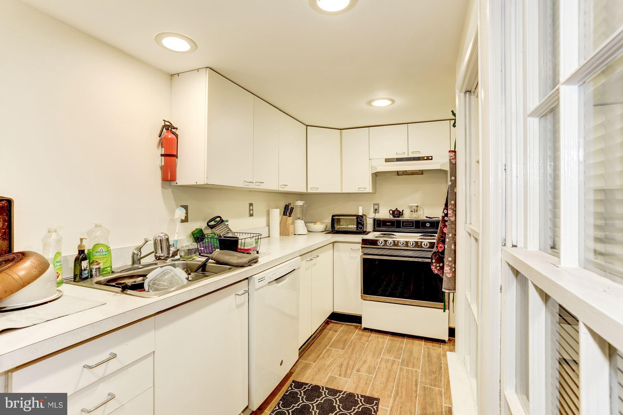1735 Lanier Place Northwest Washington, DC 20009 - Photo 23 of 27 Kitchen