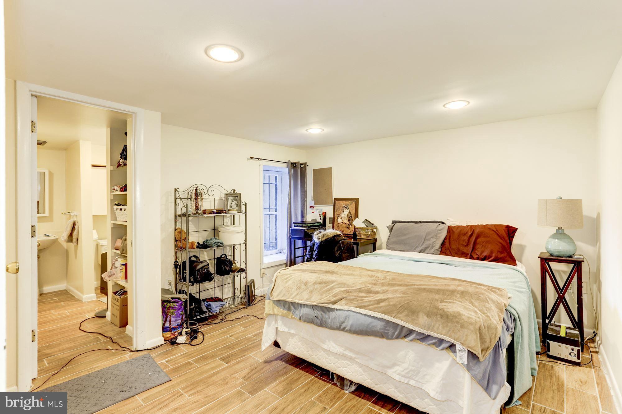 1735 Lanier Place Northwest Washington, DC 20009 - Photo 24 of 27 Bedroom