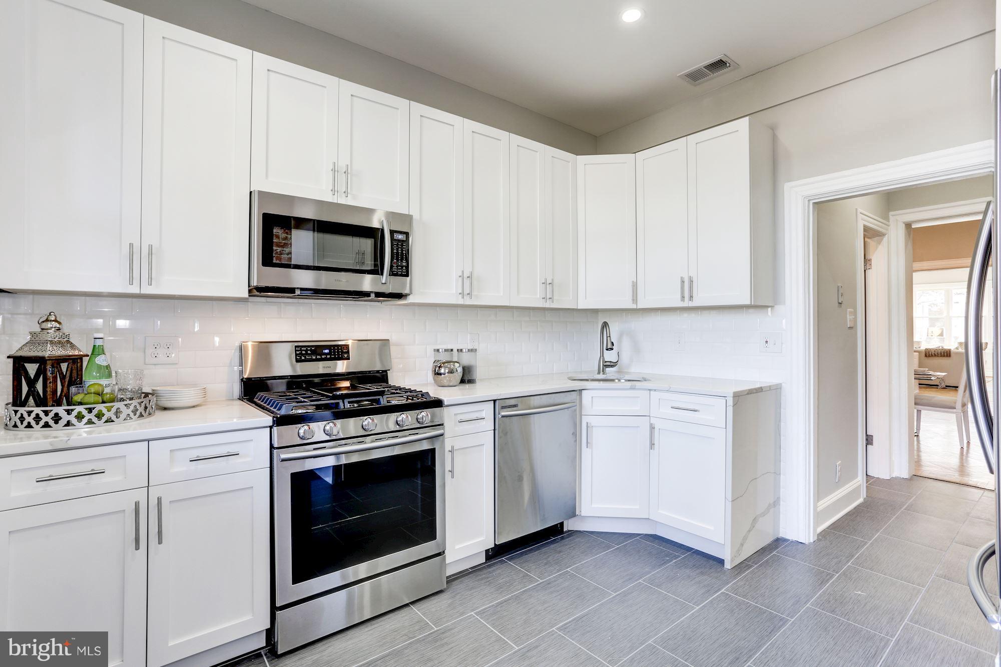 1735 Lanier Place Northwest Washington, DC 20009 - Photo 7 of 27 Kitchen