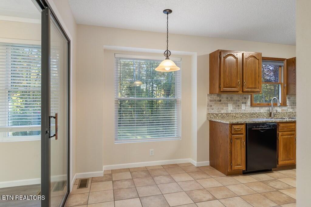 344 Meadows Road Sparta, TN 38583 - Photo 13 of 32 231431_12