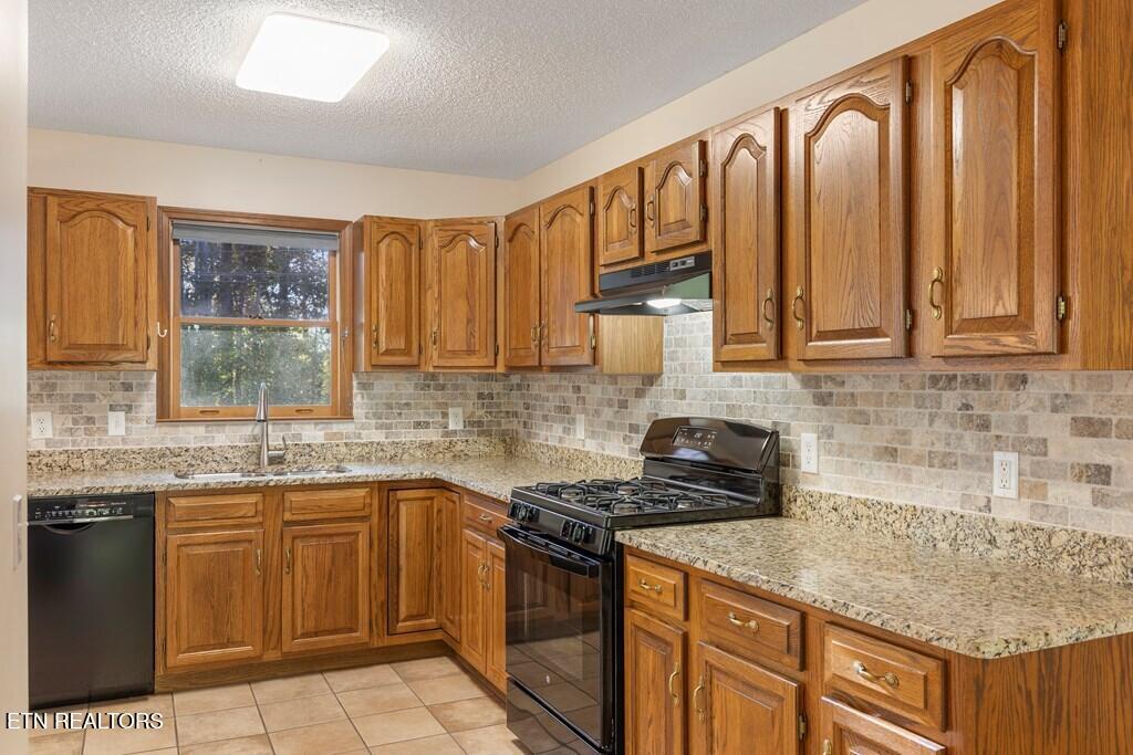 344 Meadows Road Sparta, TN 38583 - Photo 10 of 32 231431_9