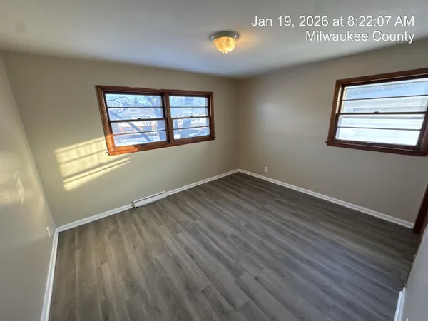 $194,900 | 8025 West Villard Avenue, Unit 8023, Milwaukee, WI 53218