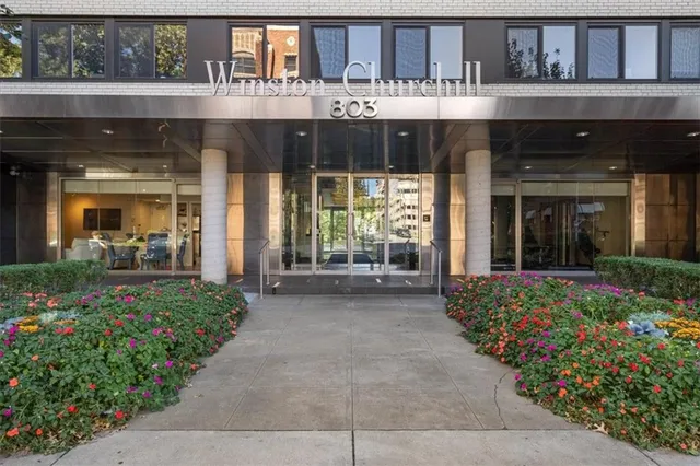 $239,000 | 803 West 48th Street, Unit 601, Kansas City, MO 64112