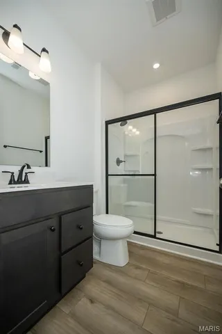 $577,900 | 8904 Gateway Circle, Unit 41808, Richmond Heights, MO 63144