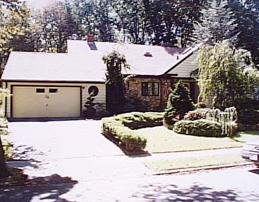 38 Grymes Hill Road Staten Island, NY 10301 - Photo 1 of 1 Primary Photo
