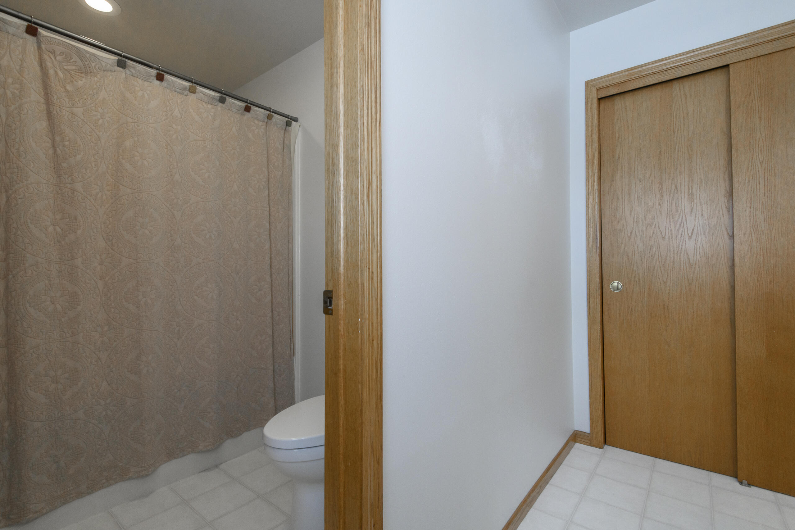 130 Chestnut Way North Prairie, WI 53153 - Photo 18 of 49 Primary