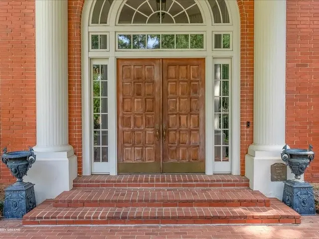 a view of a house with a entrance