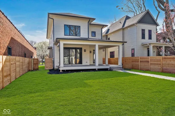 $940,000 | 1822 Central Avenue, Indianapolis, IN 46202