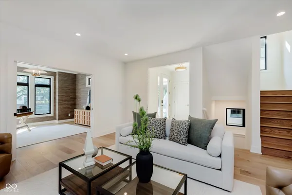 $940,000 | 1822 Central Avenue, Indianapolis, IN 46202