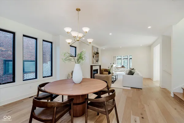 $940,000 | 1822 Central Avenue, Indianapolis, IN 46202