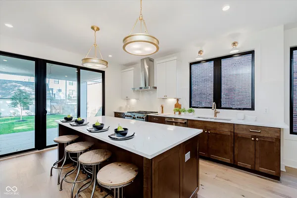 $940,000 | 1822 Central Avenue, Indianapolis, IN 46202