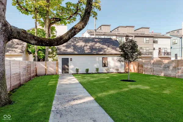$940,000 | 1822 Central Avenue, Indianapolis, IN 46202