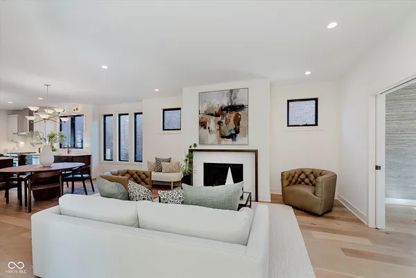 $940,000 | 1822 Central Avenue, Indianapolis, IN 46202