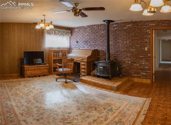a view of a livingroom with furniture