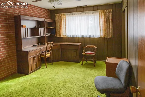 a view of walk in closet