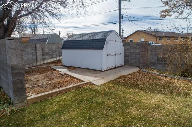 $299,900 | 77 Circle Drive, La Junta, CO 81050