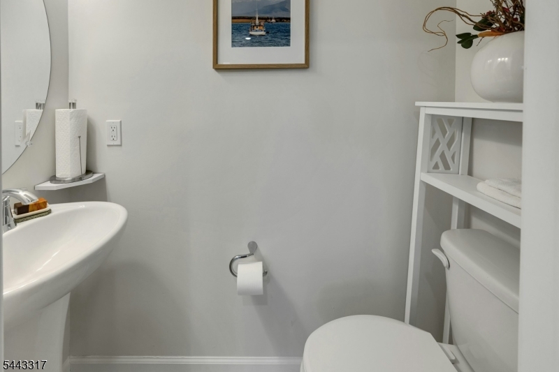 73 Robeson Street Somerville, NJ 08876 - Photo 14 of 34