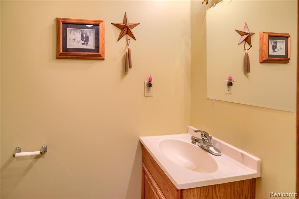 6941 Lake Pleasant Road North Branch, MI 48461 - Photo 30 of 51 Gallery Image 30