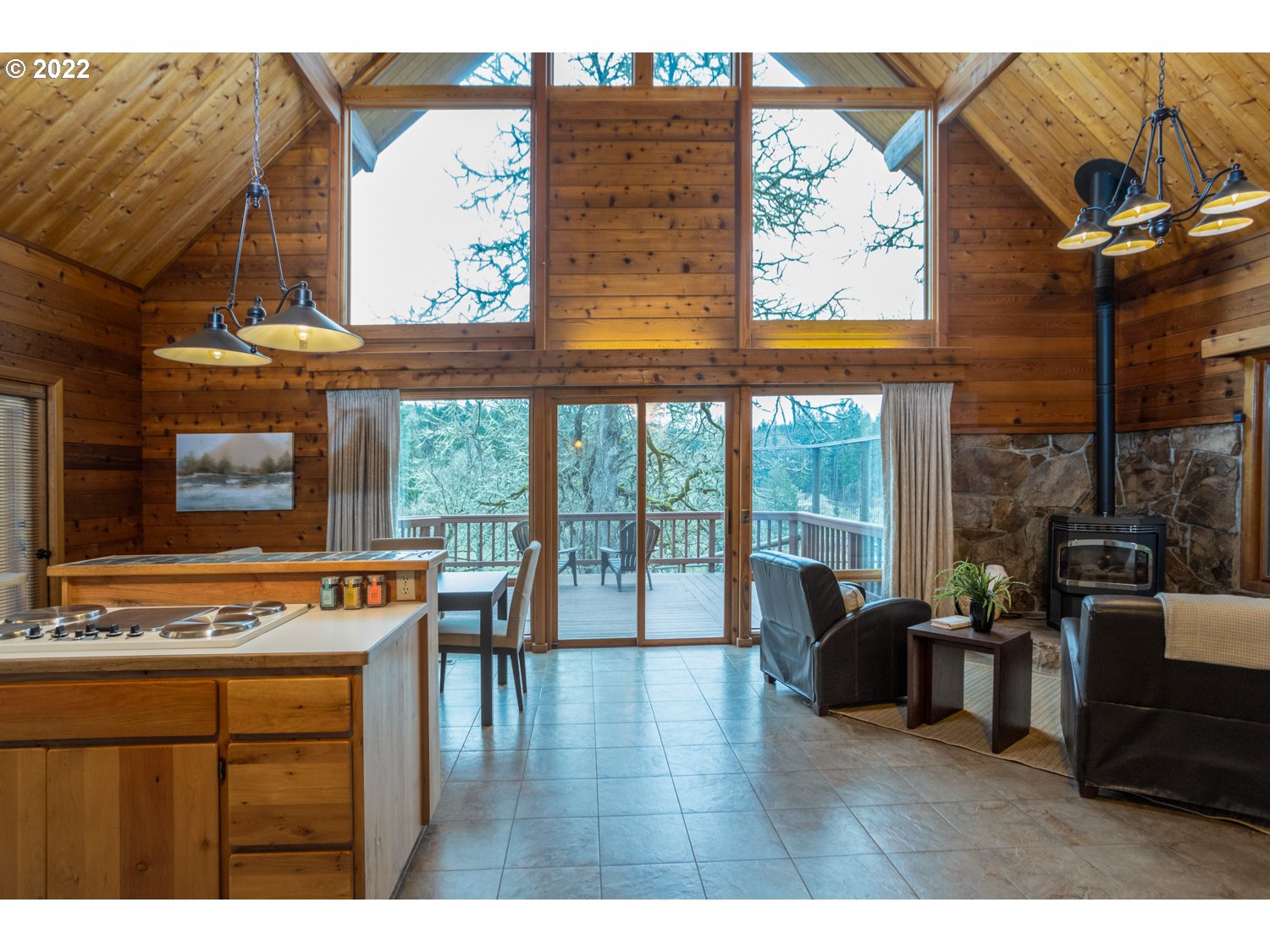 85185 Florence Road Eugene, OR 97405 - Photo 3 of 30 Gallery Image 3