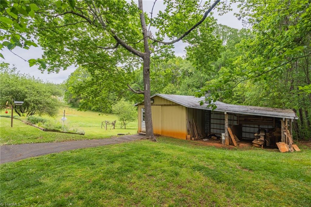 1508 Falcon Road East Bend, NC 27018 - Photo 22 of 28 Gallery Image 22