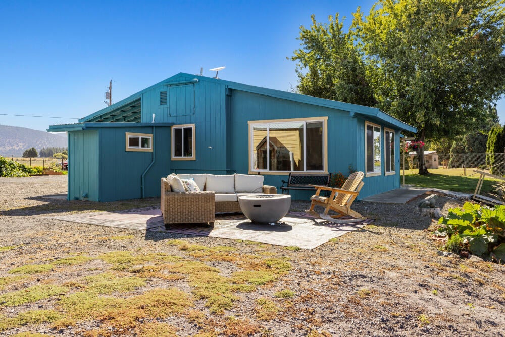 32314 Rivers Drive Chiloquin, OR 97624 - Photo 32 of 58 32314RiversDr-67